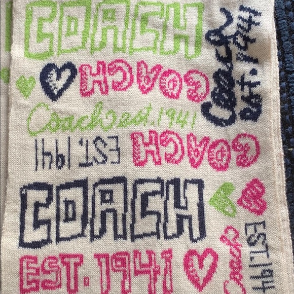 Coach scarf - Picture 1 of 1